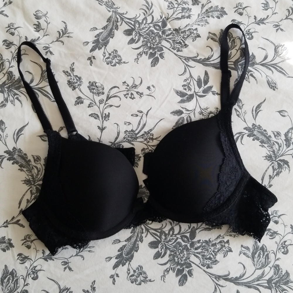 Victoria secret black push up bra